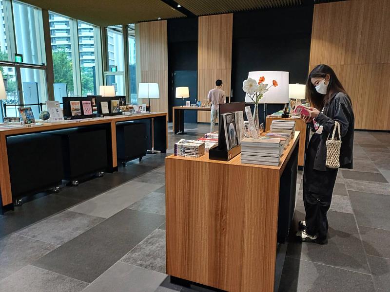 臺南誠品盛大試營運，南市圖同步展現公共閱讀實力，共同打造「城市即圖書館」。(圖為臺南市立圖書館)