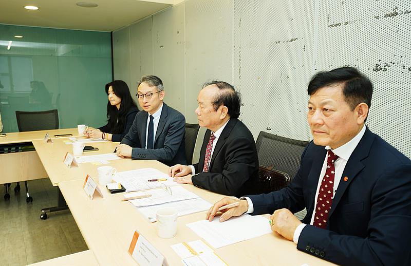 文化大學與越南河內經濟科技大學相談甚歡，未來擬簽訂更多的合作關係。