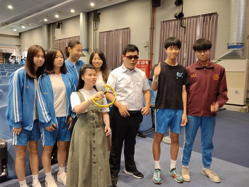 「愛與感恩」遇見多障音樂天使——廖庭澔離島生命教育公益音樂會（金城國中）