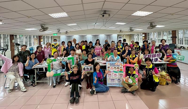 金竹里金竹市民活動中心辦理大腸癌篩檢服務