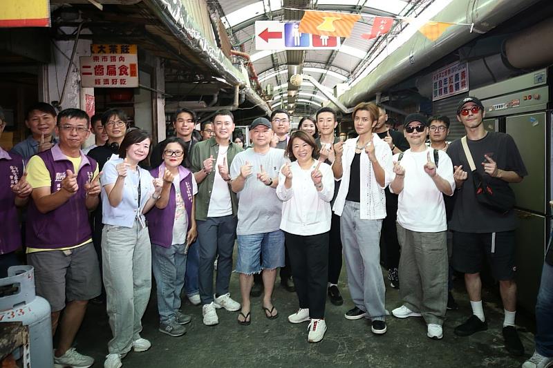 王識賢、羅志祥現身嘉義市！黃敏惠市長親赴探班《我的網紅女兒》拍攝現場