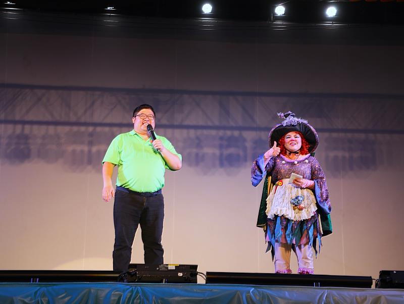 紙風車368藝術工程布袋開演 千名親子共享端午戲劇饗宴