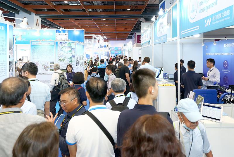 今（2025）年「台灣國際水週（TIWW 2025）」首度與「台灣國際智慧能源週」、「台灣國際淨零永續展」同期於10月29日至31日在台北南港展覽館1館盛大展出，協助業者搶攻低碳永續下的跨域商機。(貿協提供)