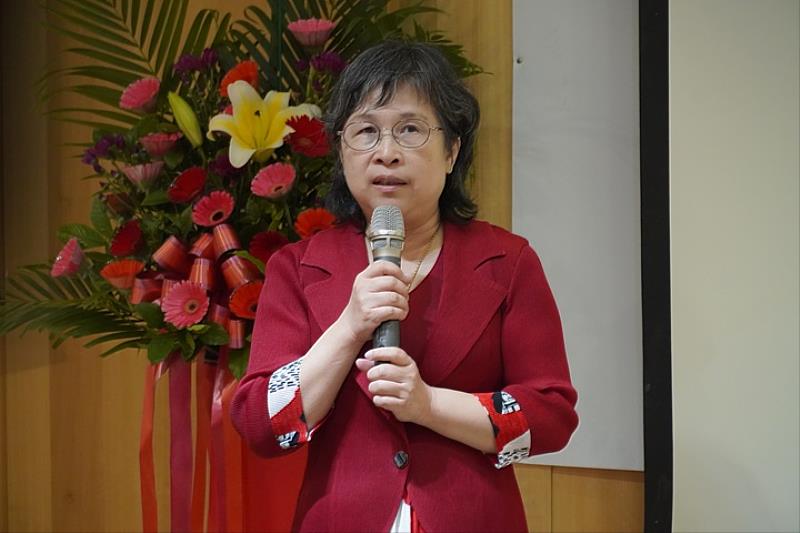 圖／中華書院梁美惠院長感謝師生以高度投入與行動力，充份展現書院精神。