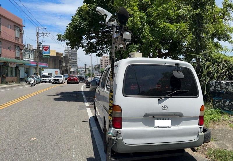 2.車載式六合一智慧監測科技執法設備