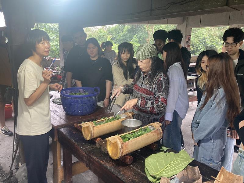 石頭火鍋_天然食器與食材解說。