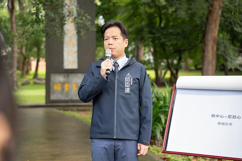 邱代理市長說明現況，並承諾，將持續以市民需求為優先，不斷優化流程、提升品質，讓市政服務更貼近民意、與時俱進