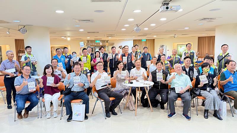 《走讀舊社庄》新書發與會嘉賓大合照