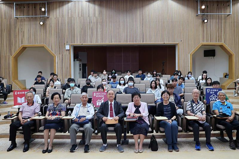 劉吉雄董事長以其豐富實務歷練與哲學思考，帶來兼具前瞻性與可行性的指引，體現博雅教育所重視的多元視野與人文精神