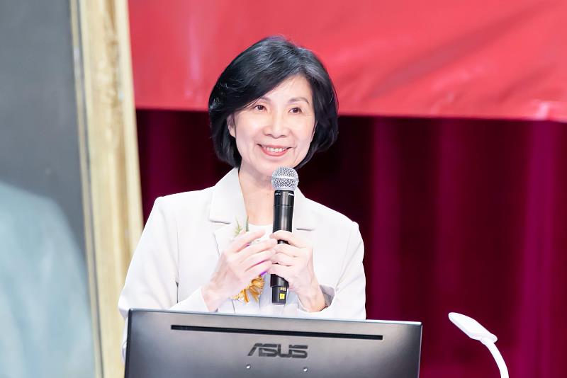 遠傳總座井琪蟬聯FinanceAsia「最佳CEO」