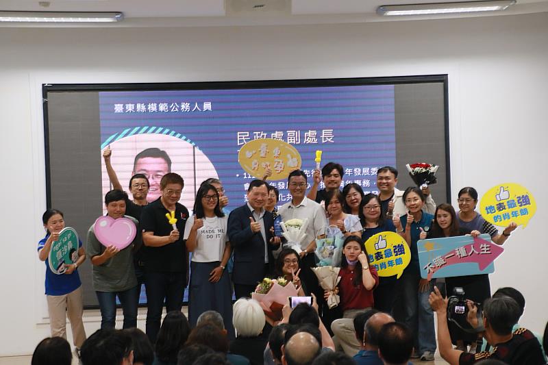 民政處高忠雲副處長等5人獲114年模範公務人員 今公開表揚 熱氣球自由飛獎勵點燃榮耀時刻