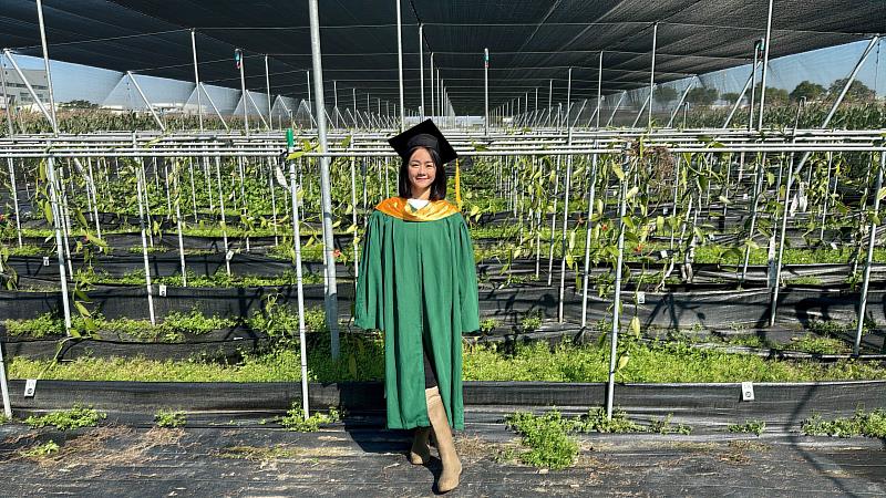 企管所黃佳音創業種植香莢蘭，助攻農業轉型