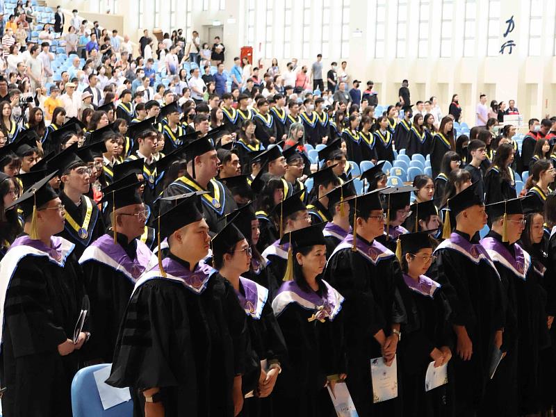 陳世凱也分享他在東海學到的「三大心法」：用心聆聽、珍惜的人脈、擁抱困難，將挫折當常態。