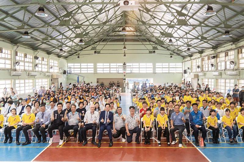 竹市潔牙繪畫比賽登場,15所國小共推兒童口腔保健。