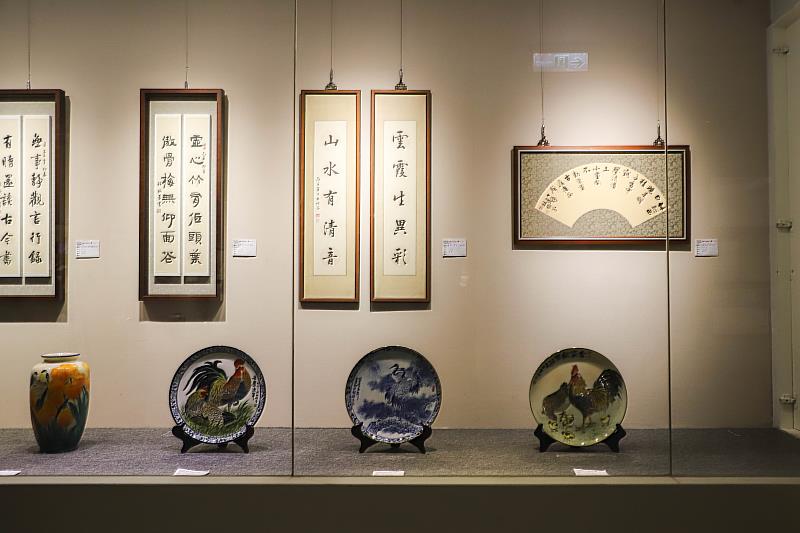林婉芬「舞釉弄彩書畫情」個展開幕，彩墨瓷繪交織藝術風華-2