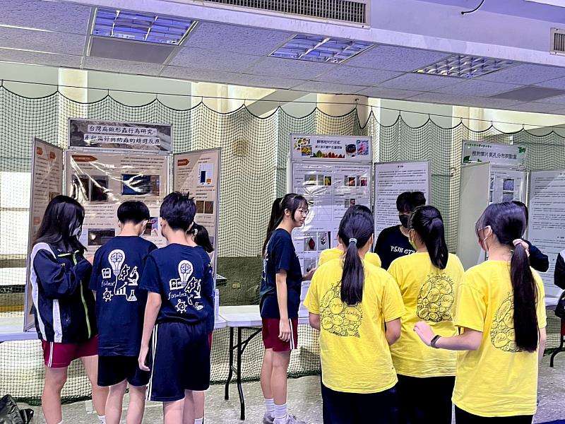 北興國中113學年度資優班獨立研究成果發表會《玉數臨風》 展現資優風華
