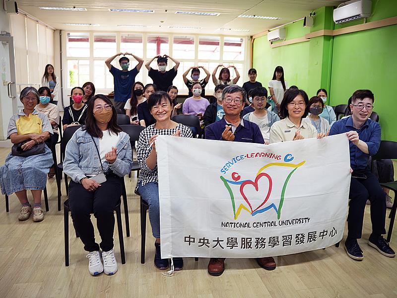 中央大學不僅是一座學術殿堂,更是一片由大自然精心孕育的綠色天堂。唯有你我共同守護,才能持續延續下去。