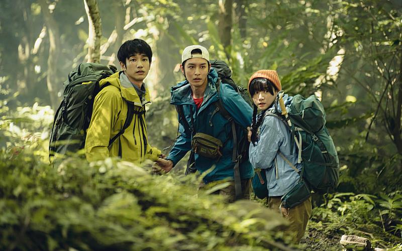 中華電信投資國片《山忌 黃衣小飛俠》上映開紅盤，主演包括劉以豪、曹佑寧、袁澧林等堅強卡司陣容。