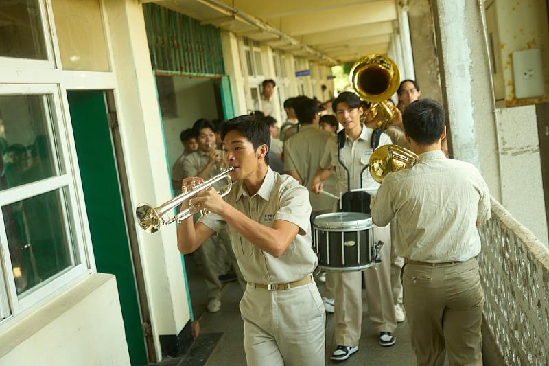 中華電信挺台流持續造浪,共同投資出品青春校園電影《進行曲》獲選為2025台北電影節閉幕片。
