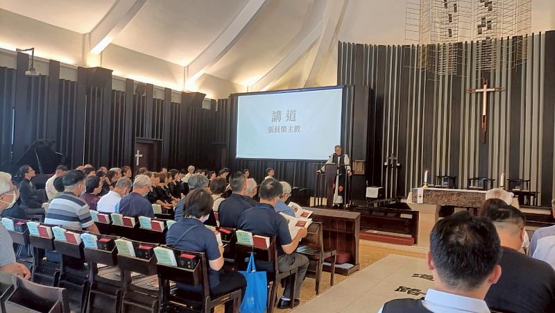 張員榮主教於講道中表示,「愛比死亡更強大。」辜嚴董事長用她的一生,活出愛、智慧與力量的最大價值。