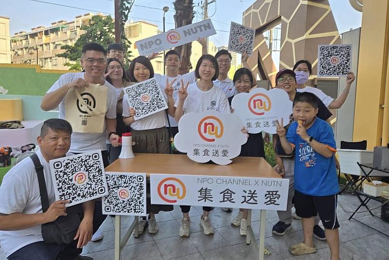 南大學生團隊除進行理論學習與案例分析外，更親身「集食送愛 NPOchannel 母親節蛋糕聯合募集」等活動，將理念轉化為可實行的社會行動