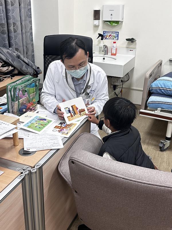 雙胞胎疫苗接種落後 臺東縣大武鄉衛生所與高醫醫師攜手補齊健康拼圖