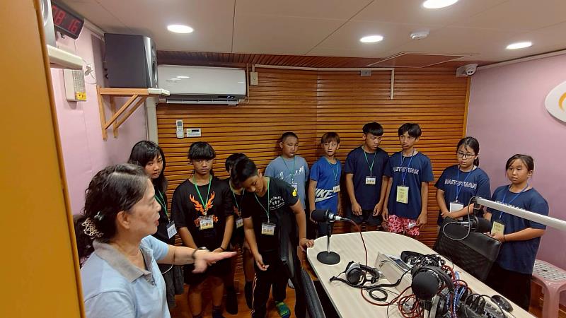 教室不只在螢幕上！ 臺東小校孩子走出線上 相聚學習共創回憶