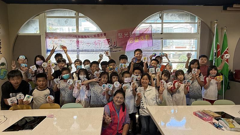聚光禮物手作大合照