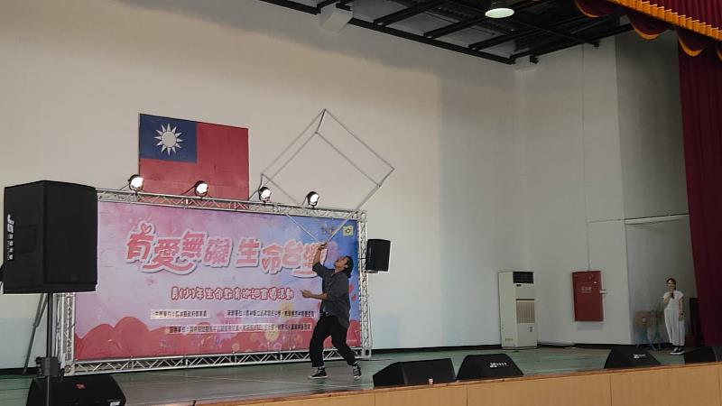 特技表演康博能立方體演出