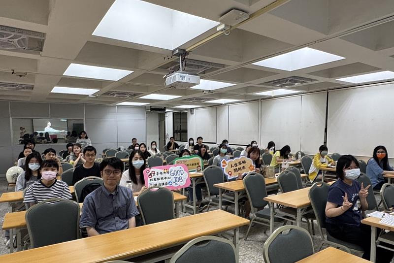 南大校友中心表示,未來將持續邀請各領域的傑出人士分享職涯經驗,包括更多文創產業的從業者,為學生提供多元的職涯探索機會