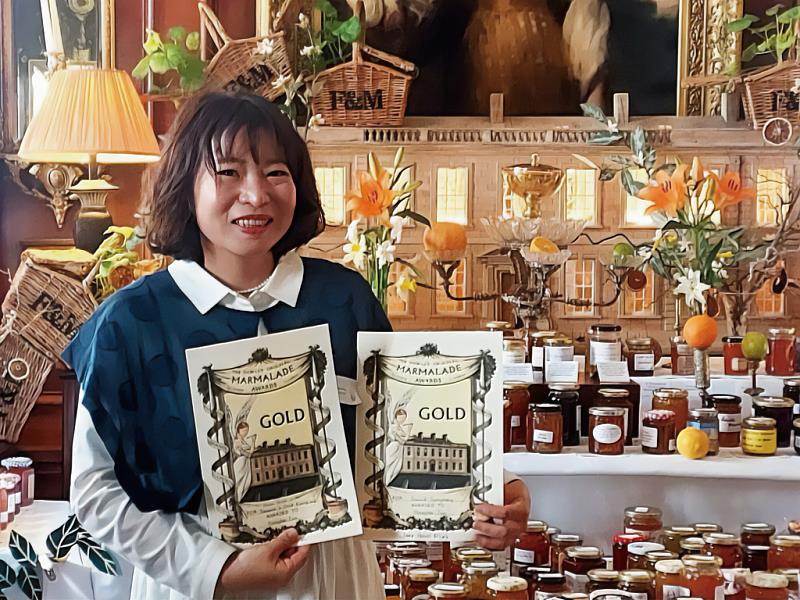 回鄉青年劉彥雯以「夕陽協奏曲」奪下2024年英國世界果醬大賽滿分金牌，奠定國際果醬職人地位。