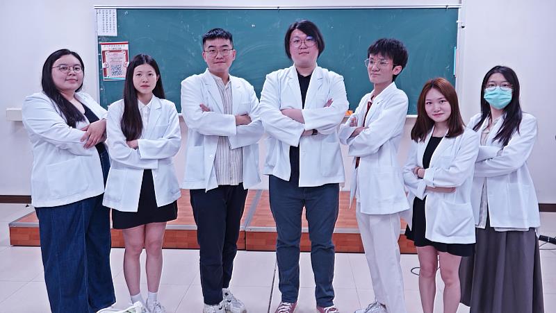 佛光大學心理系的碩士生心理師考照通過率連年超過8成，顯示佛大在心理專業人才培育上的堅實實力與辦學成果。