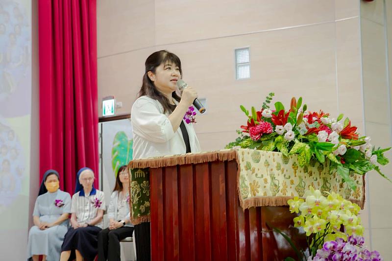 徐汶鈴校長致詞