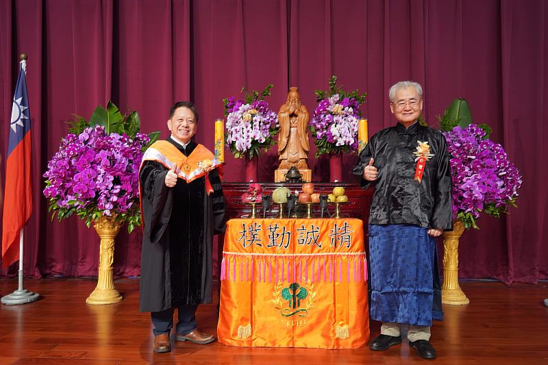 毛治國教授與陳敦基校長深厚師生情誼，足證教育薪火相傳