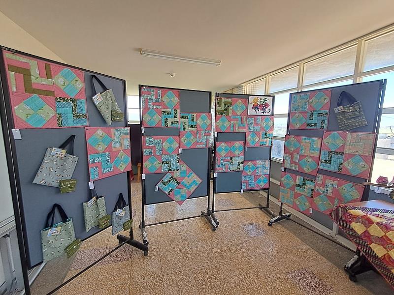 新南國小學生手作作品展示。