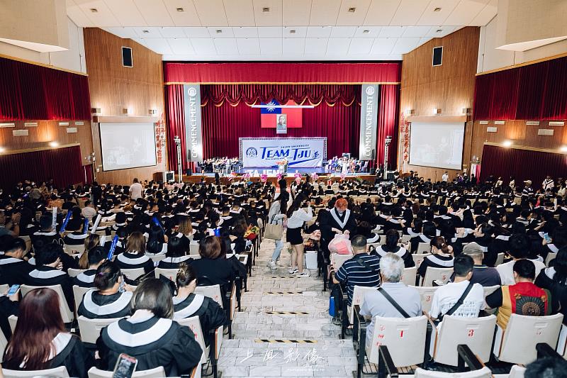 大仁科技大學114級畢業典禮