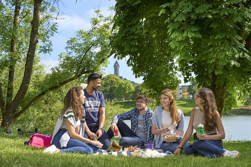 英國史特靈大學憑藉優質師資與國際學生高度滿意度，躋身全英前十。（世新大學提供）