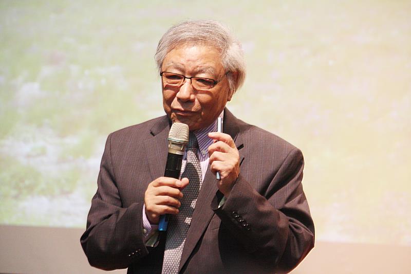 中興大學第17屆傑出校友、當代詩人鄭愁予辭世 師生永懷