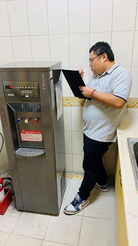 崑山科大針對校園範圍內的溫室氣體排放，進行了全面盤查與審計
