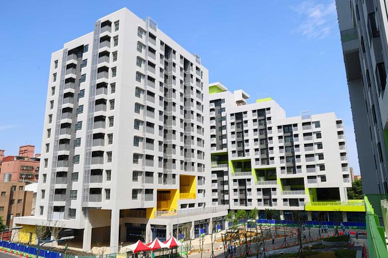 全新完工的三峽國光二期青年社宅首次開放申請。(新北住都中心提供)