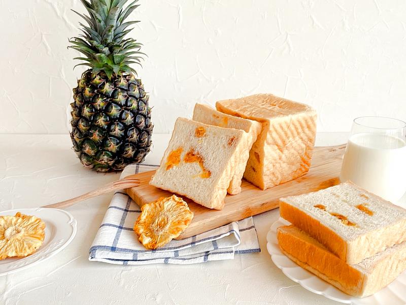 旺萊山新工廠產線拓展，全新推出鮮奶、蘭姆鳳梨、黑金巧克力3款職人生吐司，全方位滿足消費者各種需求。（資料來源：旺萊山）