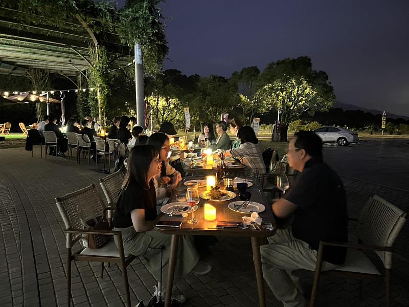 佛光大學攜手觀光業者，推出「佛大百萬美景・蔬食樂遊方案」即日起開放報名中。