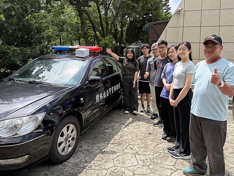中央大學「特務AP」移動空污監測設備，安裝在社區守望相助隊的車頂上，守護社區空氣品質。