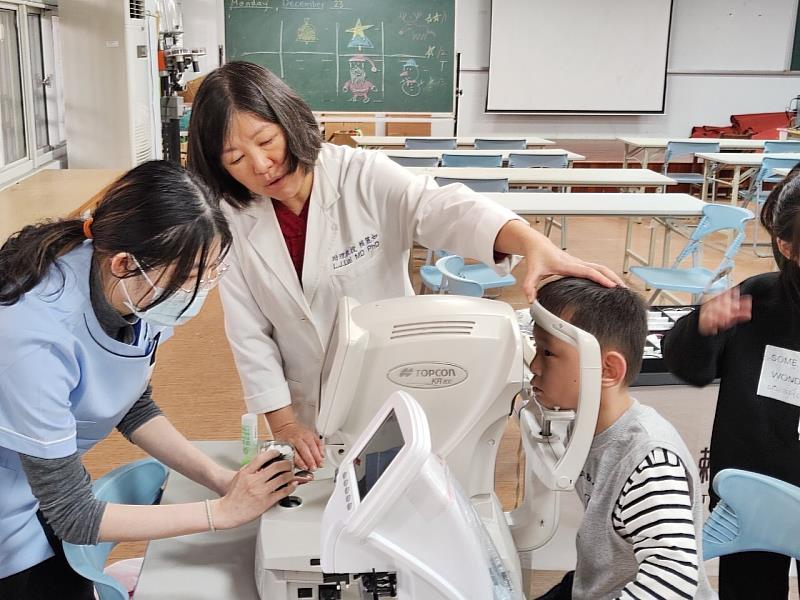 嘉縣和興國小勇奪全國視力保健遴選特優、健康促進特色社區夥伴獎-1
