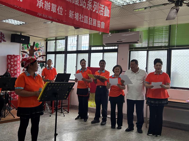在地安老、活躍樂齡 臺東縣關山鎮新埔社區伯公照護站熱鬧揭牌