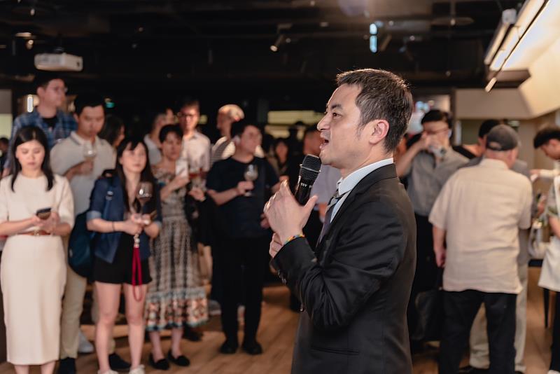 開平餐飲校務主委夏豪均表示 ，餐與飲應該密切配合，希望透過SOMM讓學生或愛好者都能增進餐飲品味素養。開平餐飲學校/提供