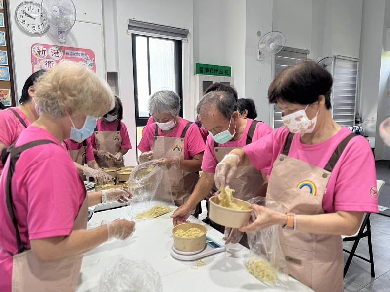 新港醫事C拚創意，新港五寶融入藝術創作及料理