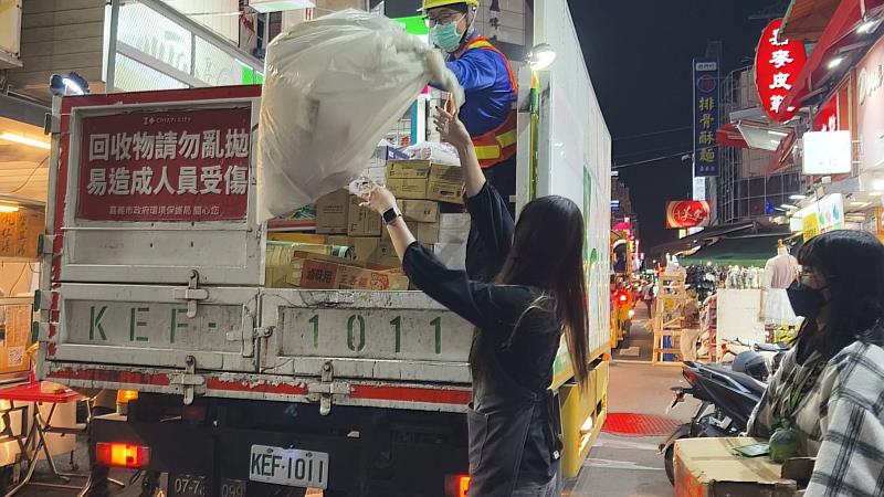 0_環保局呼籲民眾做好垃圾分類降低風險 (2)