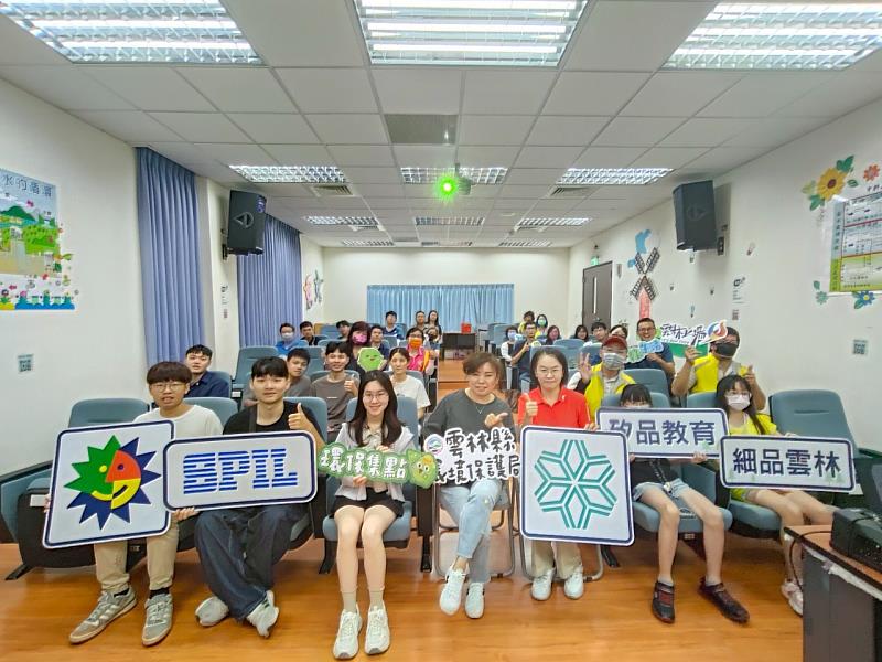 雲科大與虎科大學生齊聚中科虎尾園區污水處理廠教室，參與環境教育課程，攜手日月光永續環保基金會、矽品精密與雲林縣環保局，共同推動水資源永續行動。