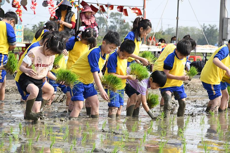 嘉義縣食農教育成效卓越 獲「食育力城市調查」五星肯定